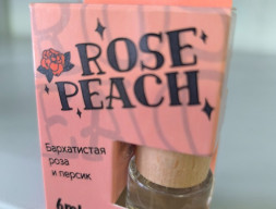 Rose peach (Бархатистая роза и персик)